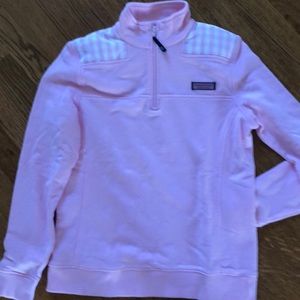 Light pink vineyard vines pullover